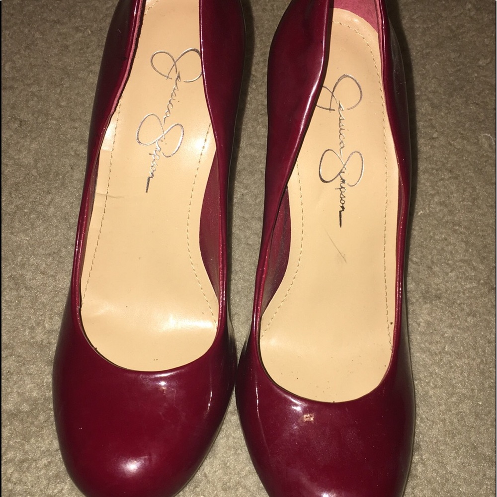 Jessica Simpson RED heels!!!