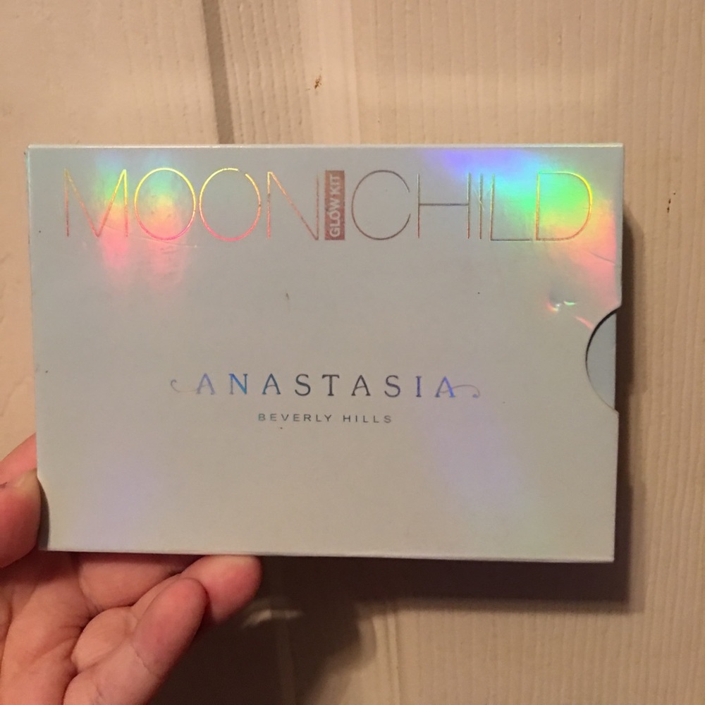 moon child highlighter