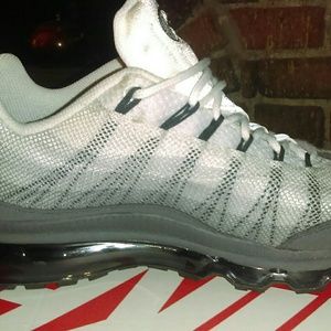 NIKE 95 flynits airmaxs