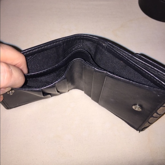 Coach wallet - Picture 3 of 5