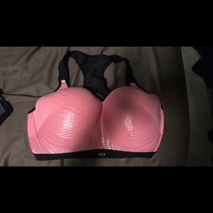 VS Sports Bra