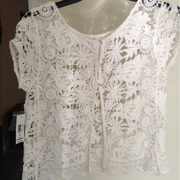 White lace shirt - Picture 2 of 4