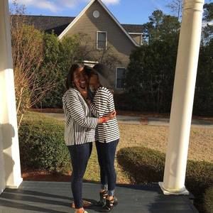 Meet your Posher, Maya