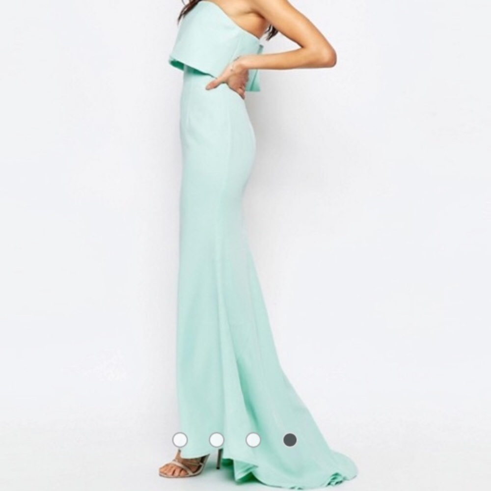 Beautiful teal mermaid silhouette dress OFFERS ✅