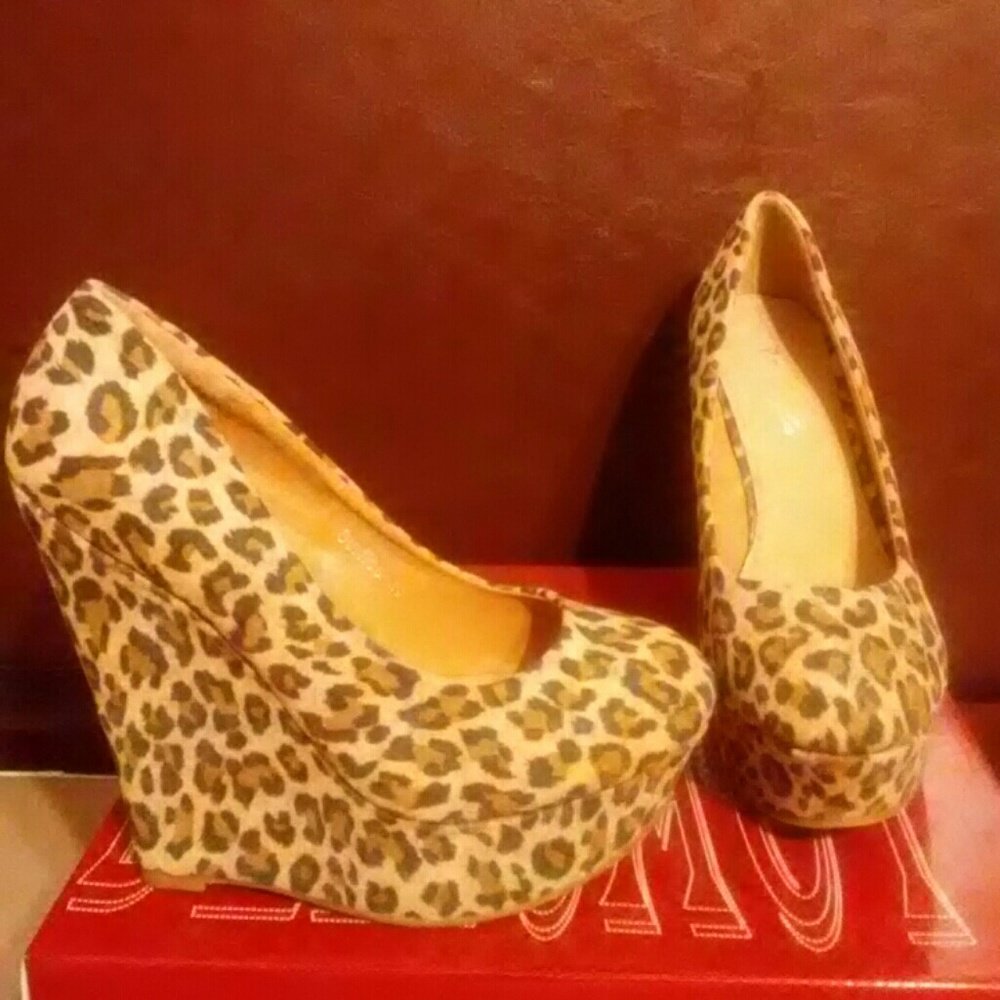 Cheetah Wedges