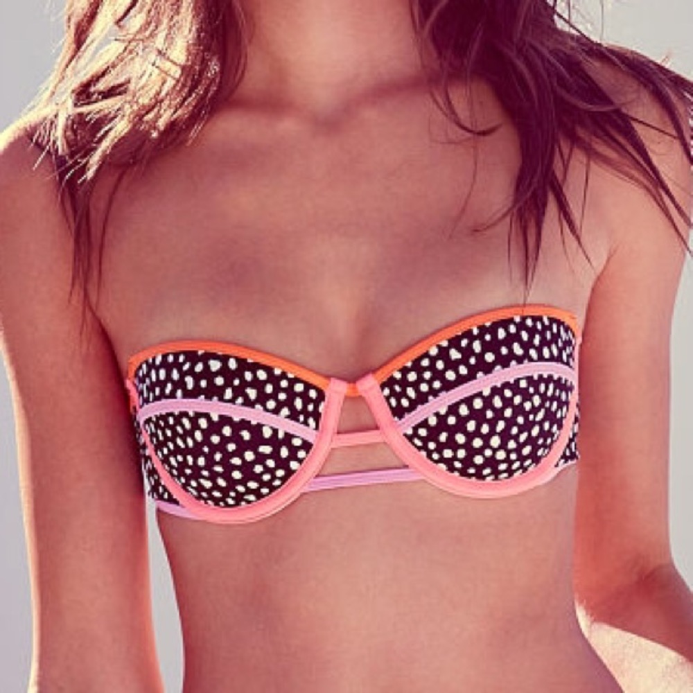 VICTORIA'S SECRET Swim Top