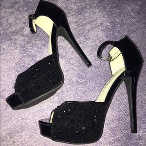 Black peep toe heels