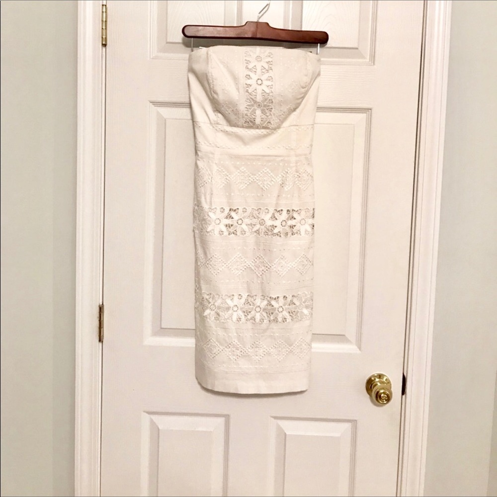 ❄️WHBM Strapless Eyelet Dress Excellent Condition