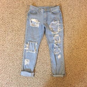 Brandy Melville Boyfriend Jeans