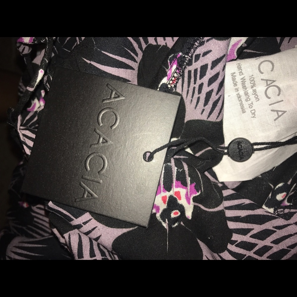 Acacia Brawa Maxi in Modern Pacific 2017