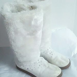 Justice solid white and sparkle boots size 3