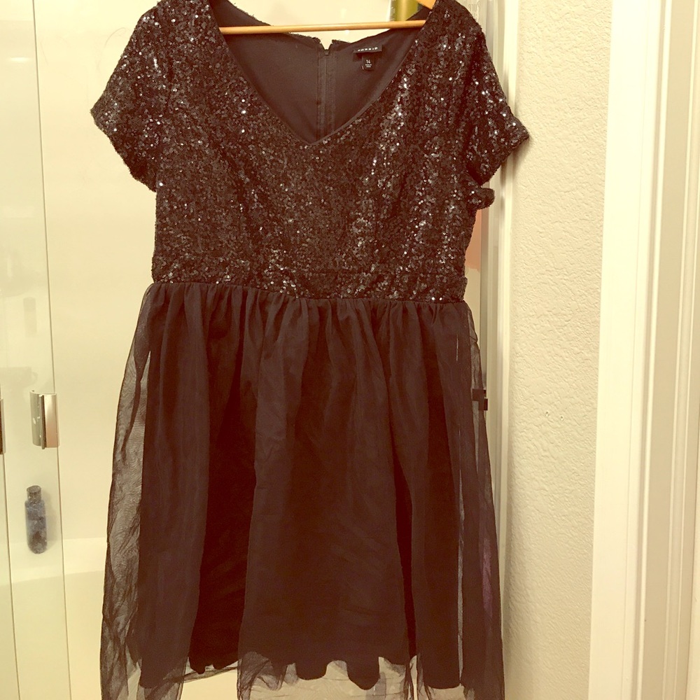 Beautiful black Torrid dress