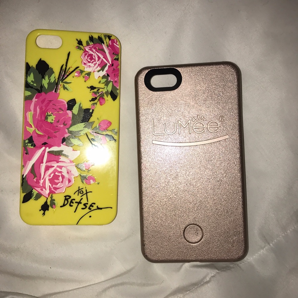 Used 5s Lumee case (gold) plus Betsy Johnson case
