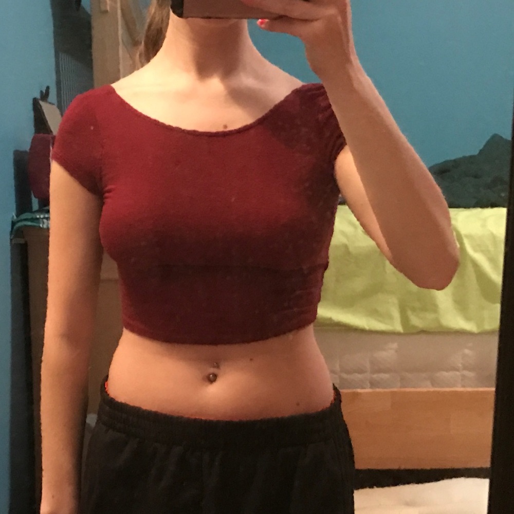 Maroon crop top