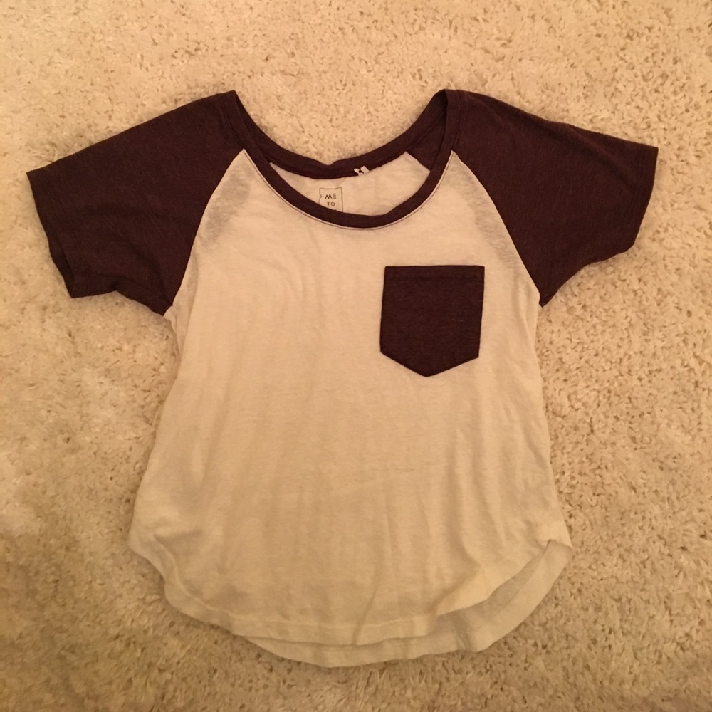See through crime and burgundy tee shirt