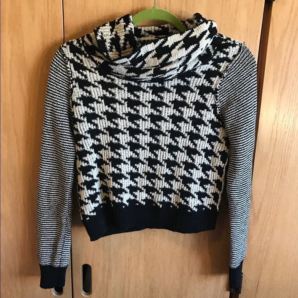 Lucky Brand sweater size xsmall