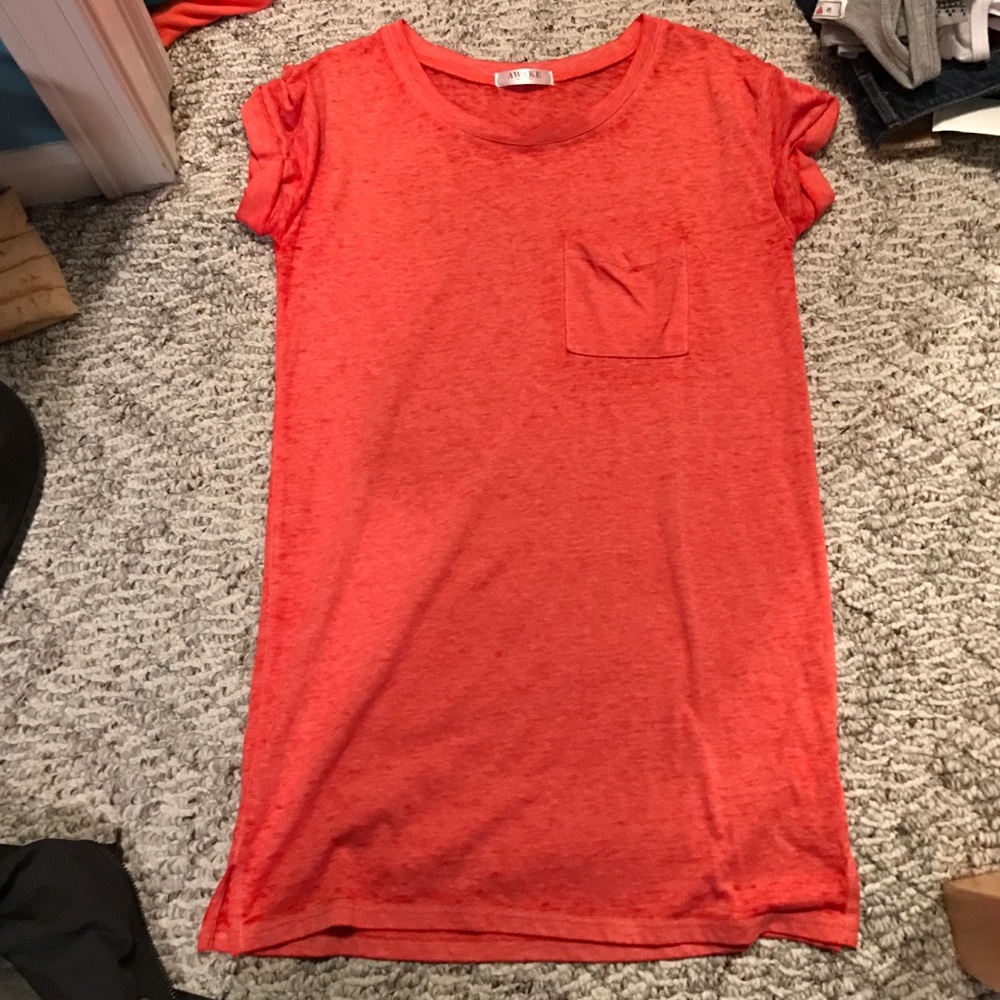 Rolled sleeve orange semi fitted tee