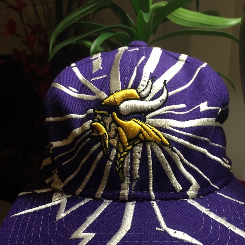 Proline Minnesota Vikings Hat!!🏉