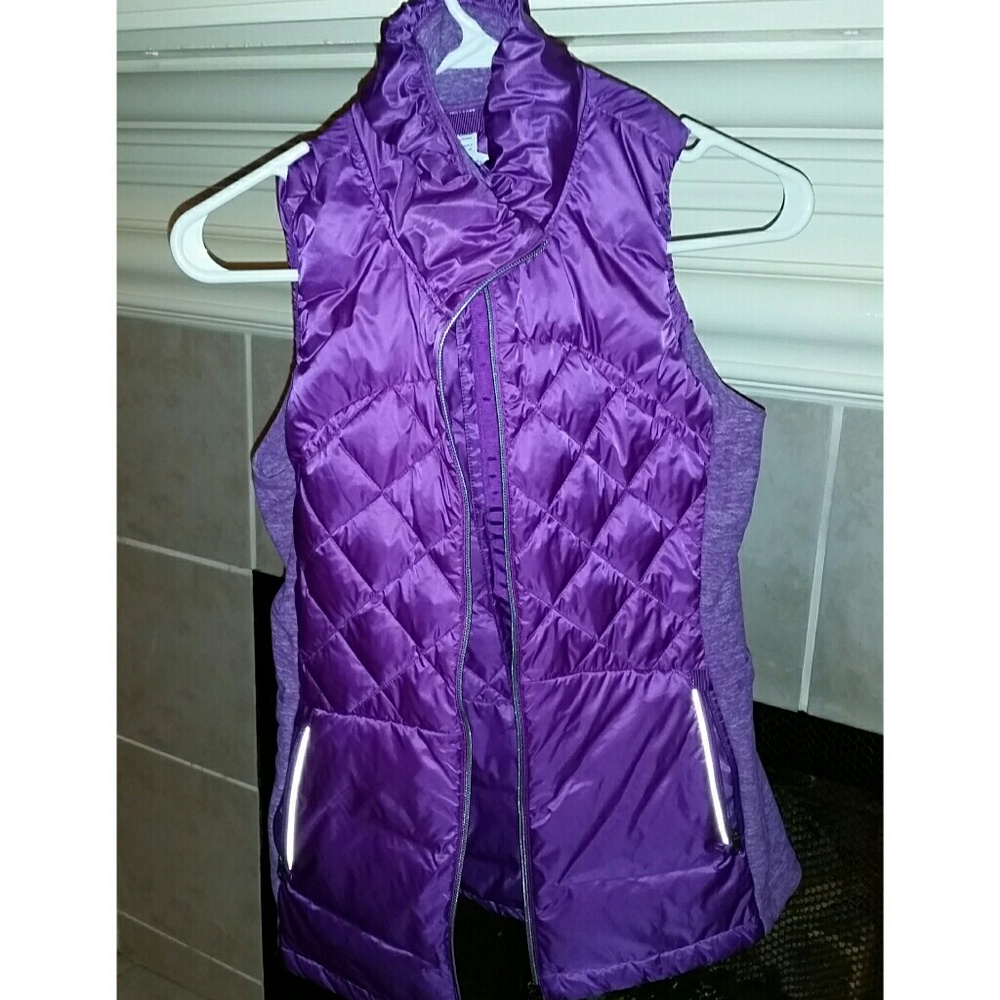 Lululemon purple vest