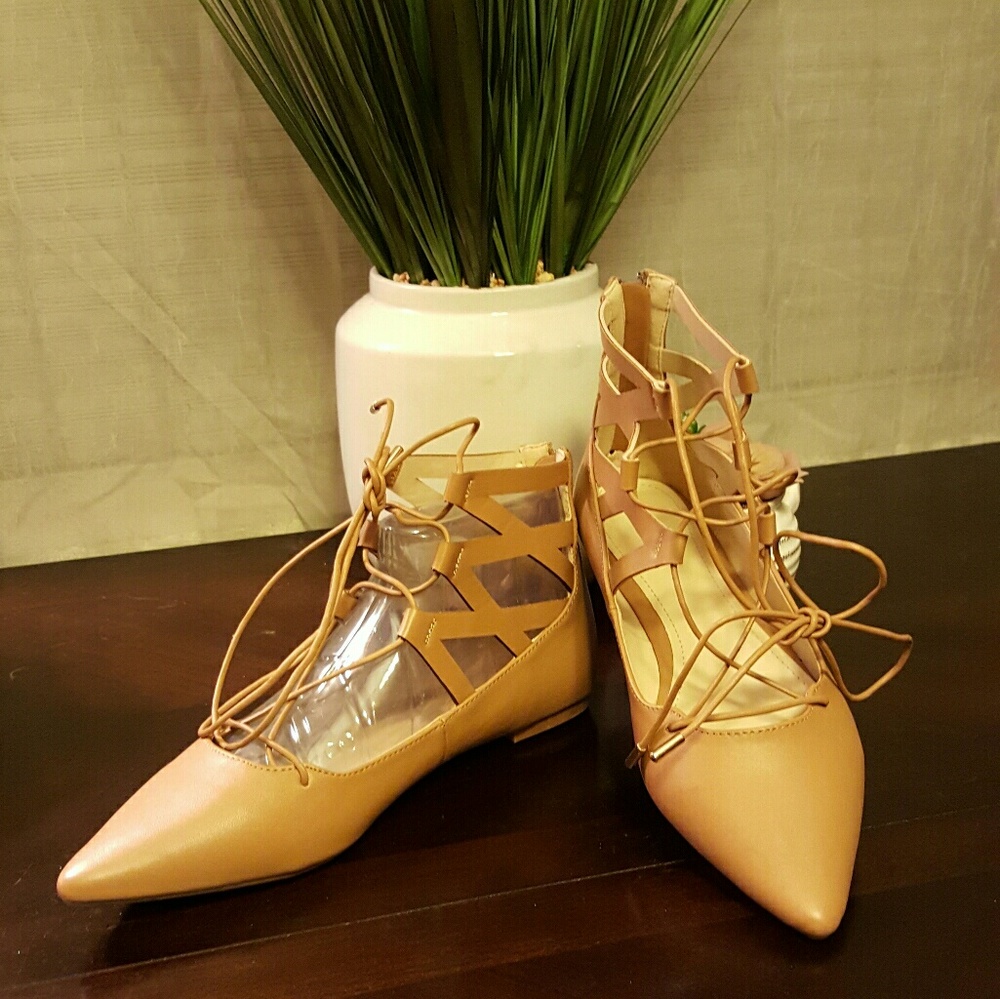 Lace up pointed toe flats
