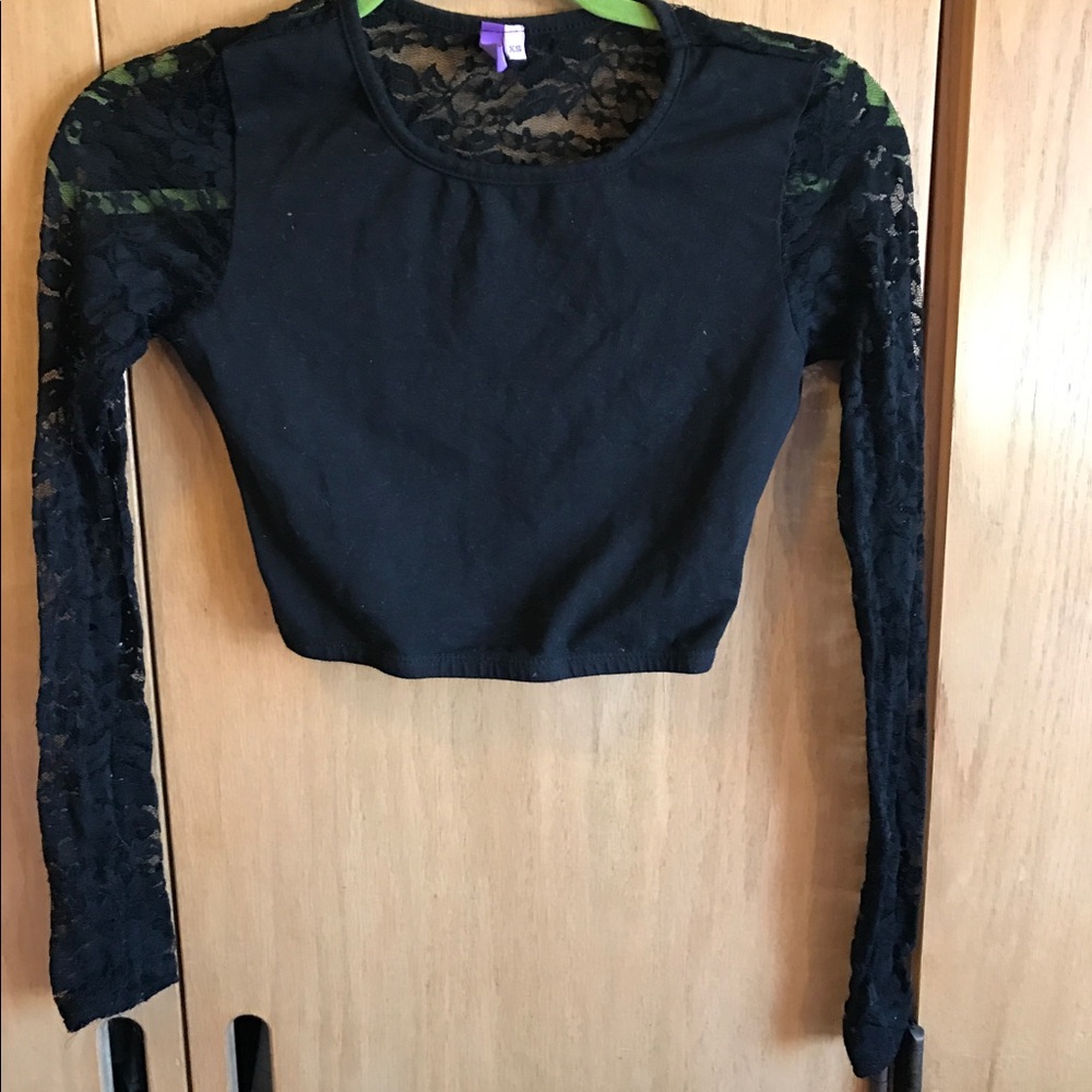 LF brand lace shirt size xsmall crop top
