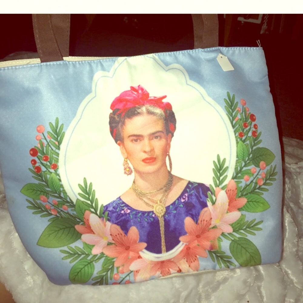 💃🏼Brand-new Frida Collow tote purse