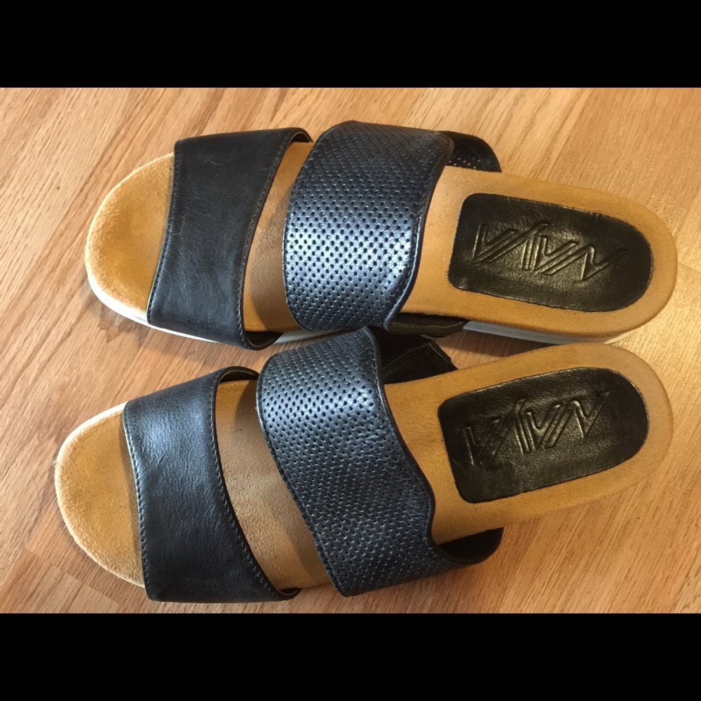 Anthropologie Naya Korthay slippers