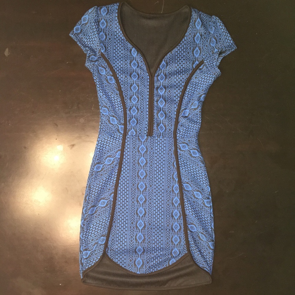 Small, patterned Black & Blue dress
