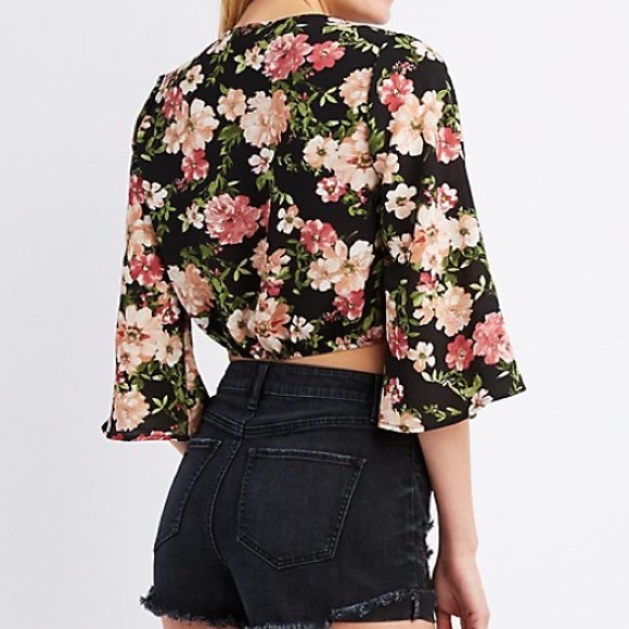 Floral front tie crop top - Picture 2 of 2