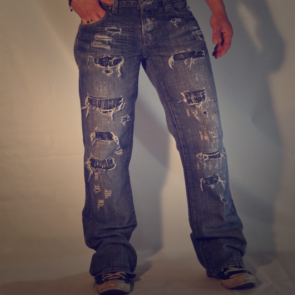 Guess falcon slim boot size 29