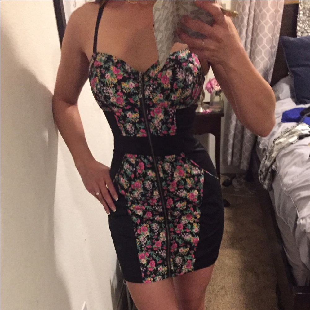GUESS dress floral