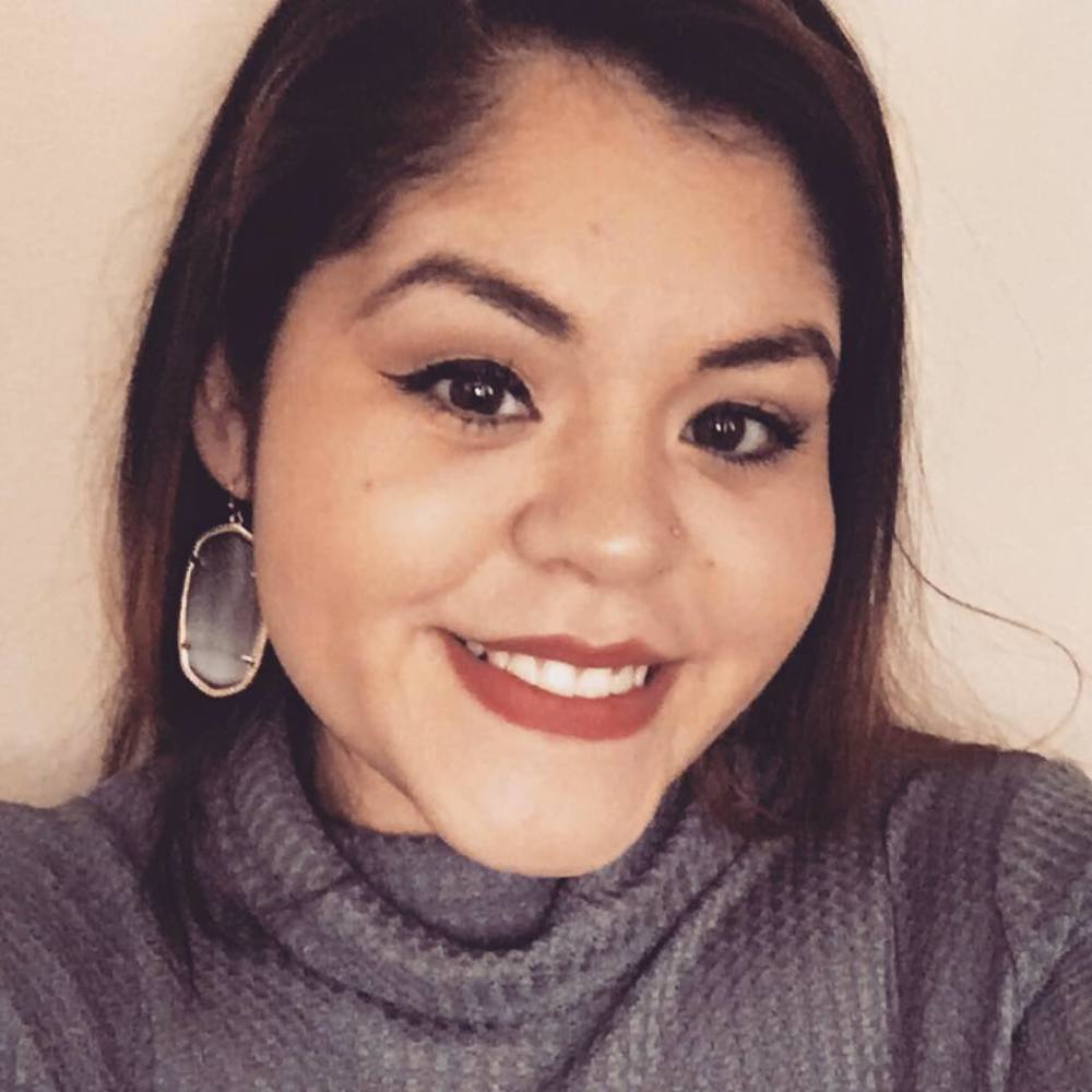 Meet your Posher, Elena