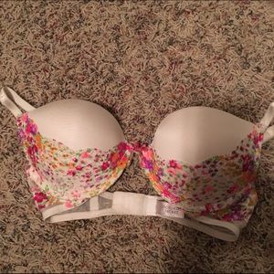 Victoria's Secret Floral Bombshell Bra