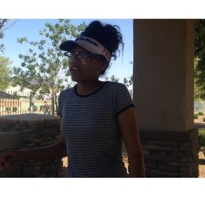 Meet your Posher, Emysiah