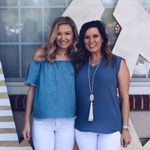 Meet your Posher, Maycee