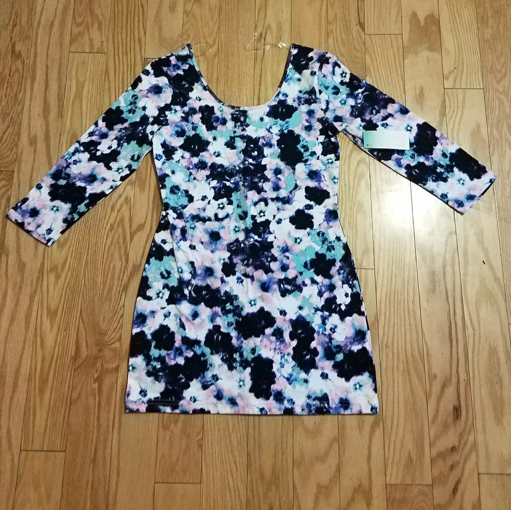 Floral shirt.🛑SOLD🛑