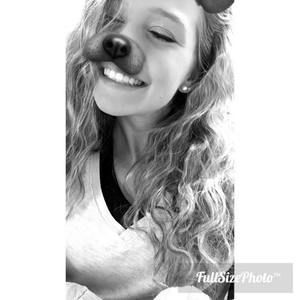 Meet your Posher, Jade