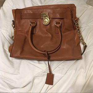Large Hamilton Tote in Luggage with Gold Hardware