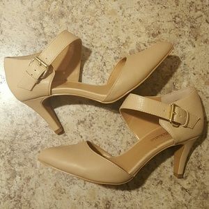 Beautiful Kelly&Katie Heels Worn Once!