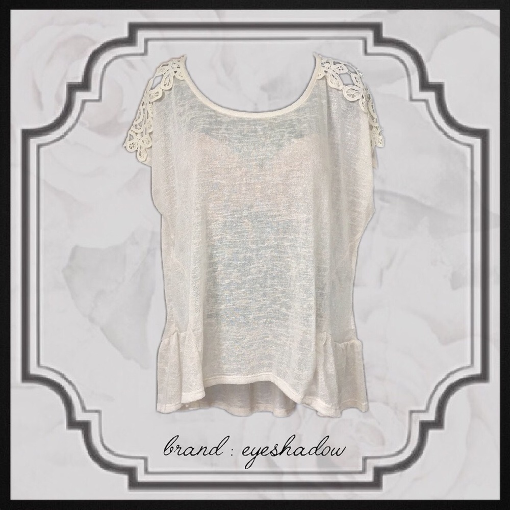 Eyeshadow Top.