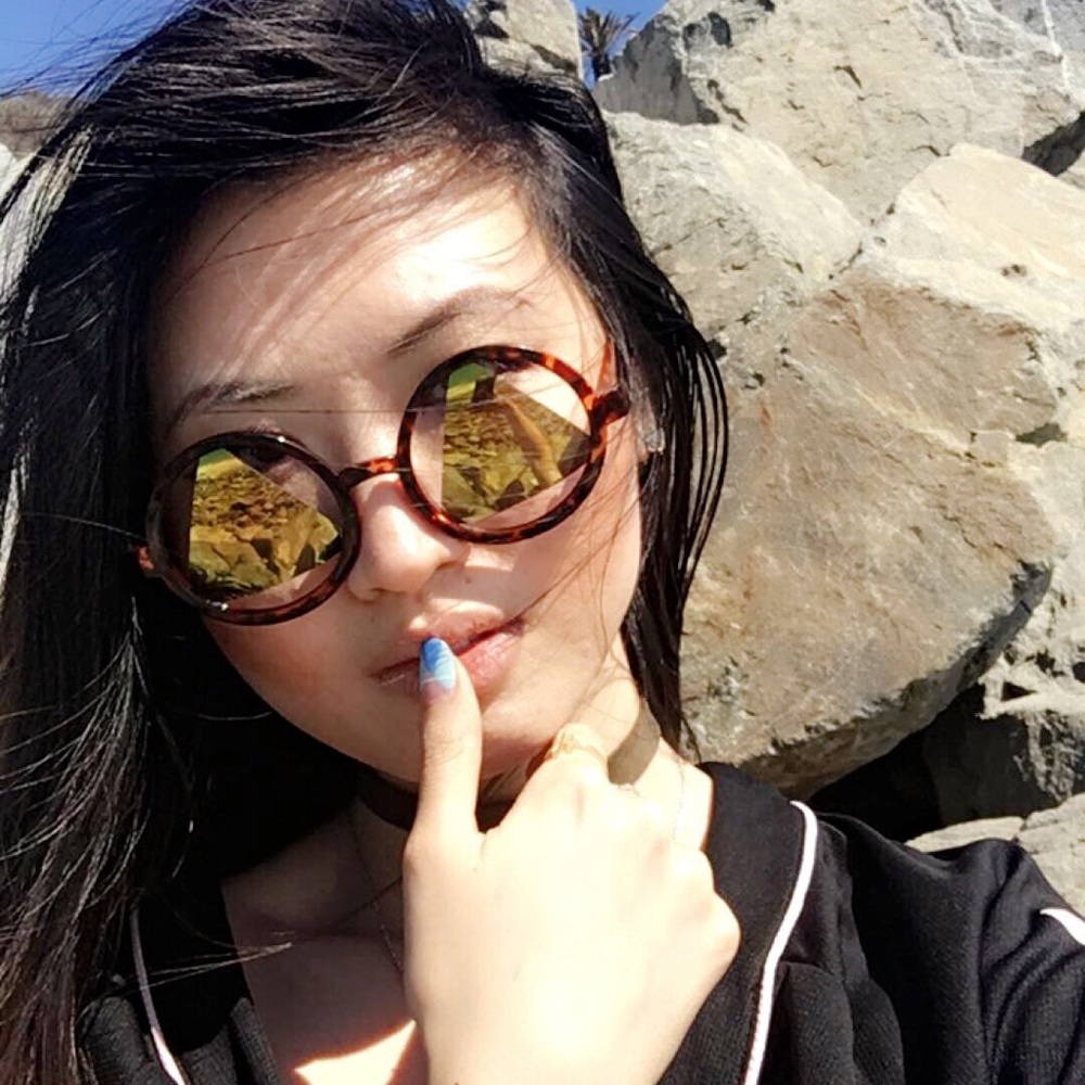 The Well Los Angeles Circle/Triangle Sunnies