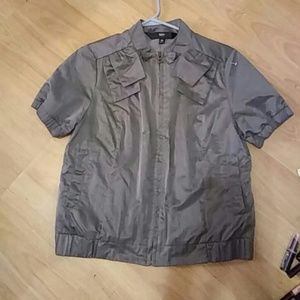 Short sleeve outer jacket