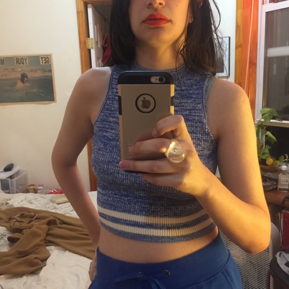 Blue crop top - Picture 2 of 4