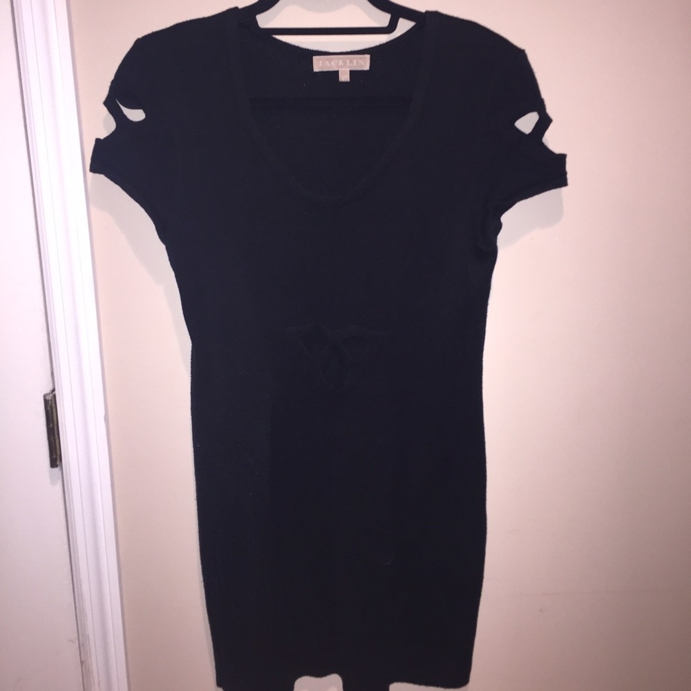 Knitted black dress. Barely worn. Good condition