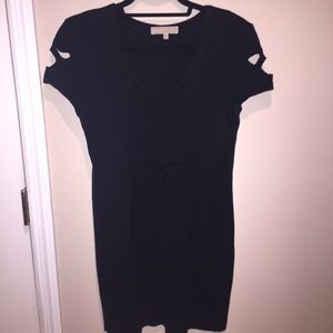 Knitted black dress. Barely worn. Good condition