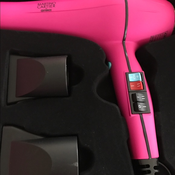 MARTINO Blow dryer - matte pink with nozzle heads - Picture 3 of 4