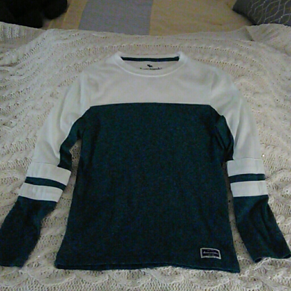 Abercrombie kids shirt