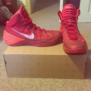 Hyperdunks Houston Rockets edition men's size 11.5