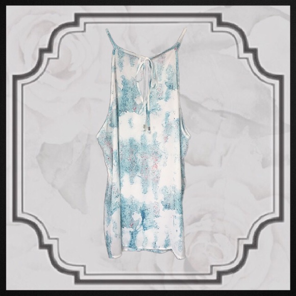 Mossimo Tank. - Picture 2 of 3