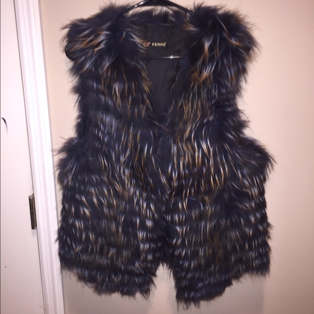 Fur vest